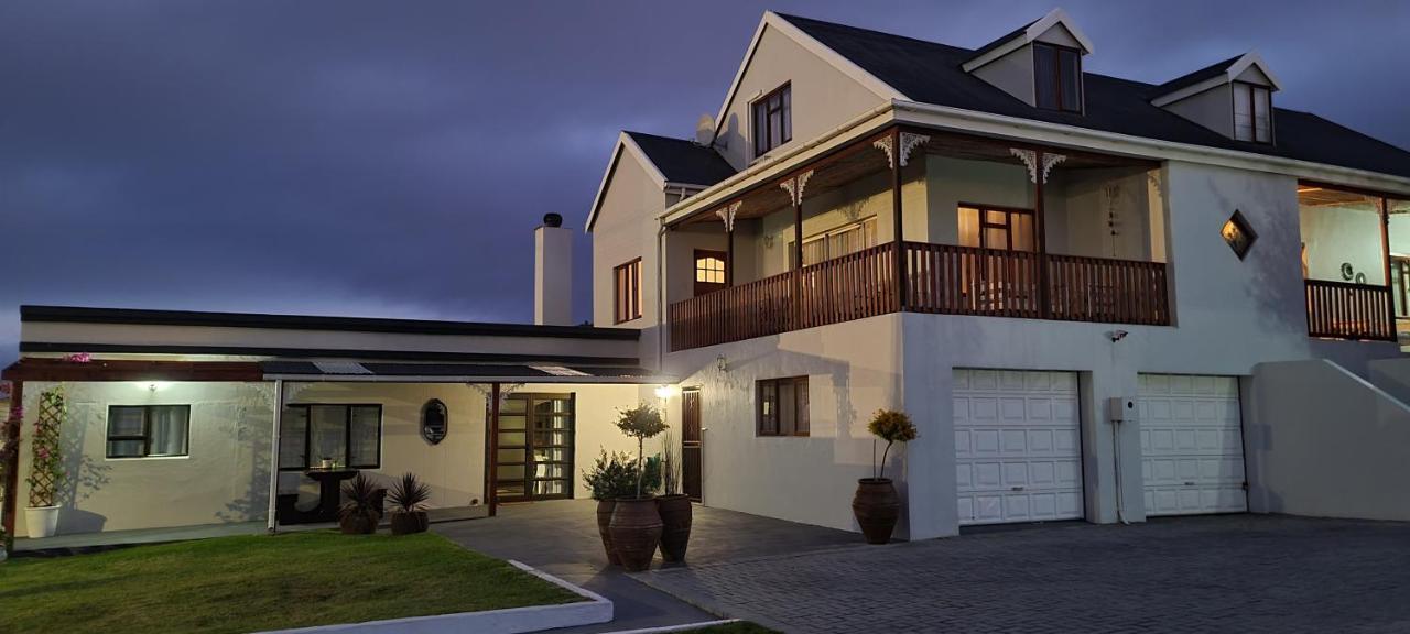 Hotel 7 On South Bredasdorp Esterno foto